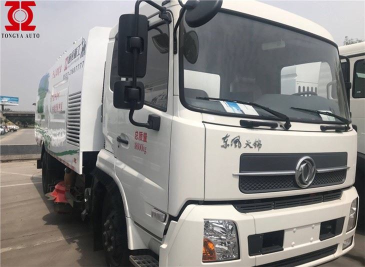 Txoj Kev Sweeper Truck