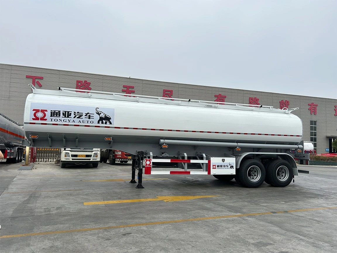 2 QAG CHOOK TANKER SEMI TRAILER KEV MUAG KHOOM
